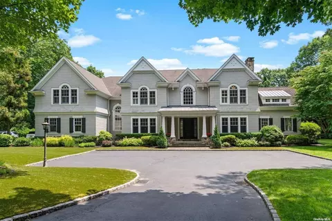 1180 Cove Edge Rd, Oyster Bay Cove, NY 11791