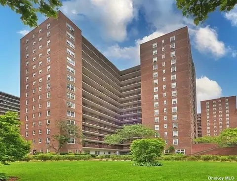 98-20 62 Dr #12C, Rego Park, NY 11374