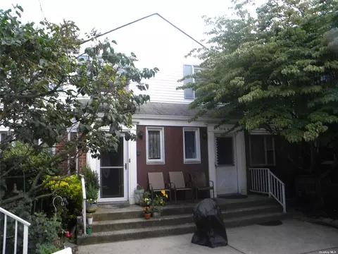 227-16 A 67 Ave #21, Bayside, NY 11364
