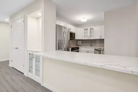 10-11 162nd St #2C, Beechhurst, NY 11357