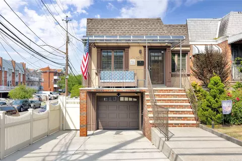 62-53 69th St, Middle Village, NY 11379