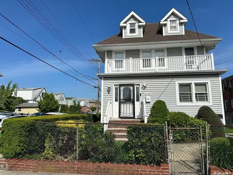 62-03 136 St, Flushing, NY 11367