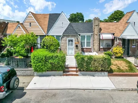 219-05 Murdock Ave, Queens Village, NY 11429