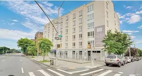 112-02 Northern Blvd #6E, Flushing, NY 11368