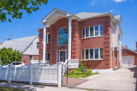 76-19 270th St, New Hyde Park, NY 11040