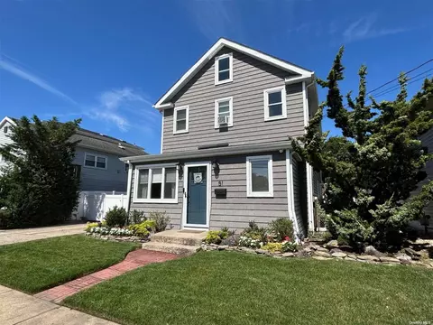 51 1st Ave, East Rockaway, NY 11518