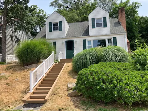 19 Germaine St, Glen Cove, NY 11542