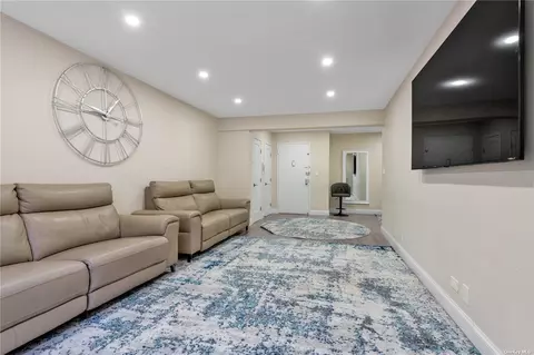 65-50 Wetherole St #1M, Rego Park, NY 11374