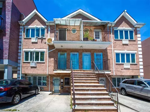 126 Bay 43rd St #2B, Brooklyn, NY 11214