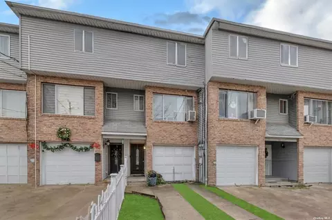 22 Journeay St, Staten Island, NY 10303