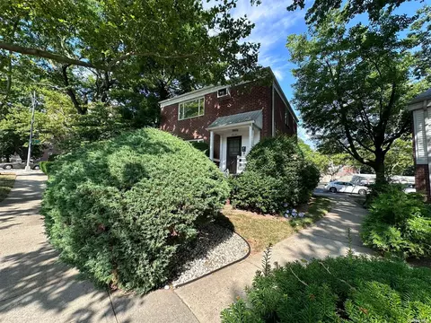 211-03 18 Ave #185, Bayside, NY 11360