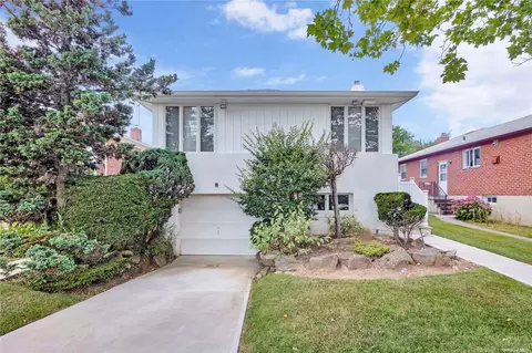 207-49 28th Ave, Bayside, NY 11360