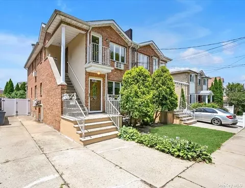 36-38 215 Pl, Bayside, NY 11361