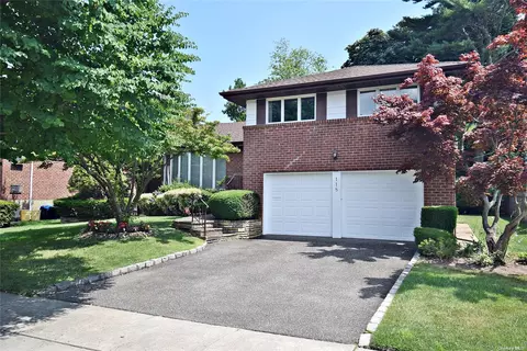 118 Northern Pkwy W, Plainview, NY 11803