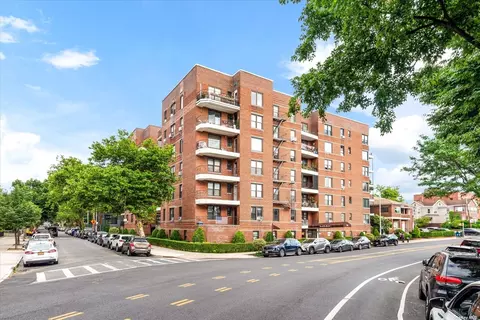 7401 Shore Rd #3C, Brooklyn, NY 11209