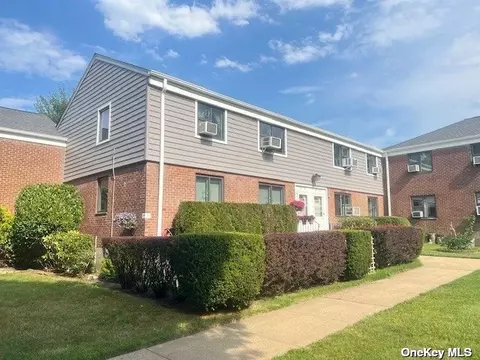 217-18 67 Ave #2, Bayside, NY 11364