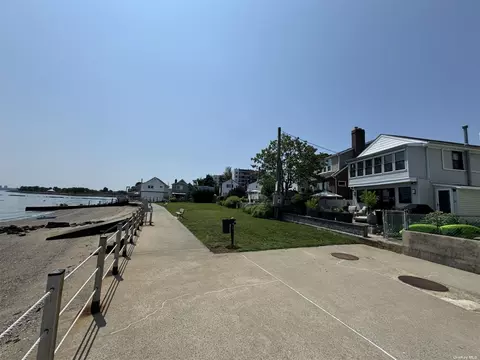 3 Edgewater Park # A, Bronx, NY 10465