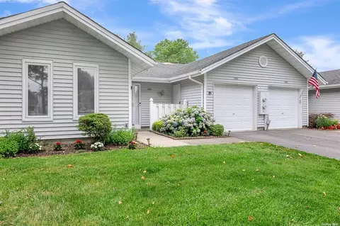 1003 Fenway Rd #1003, Saint James, NY 11780