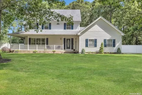 Undisclosed, Middle Island, NY 11953