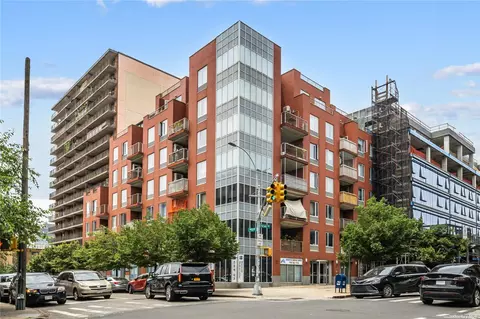 38-30 Parsons Blvd #2C, Flushing, NY 11354