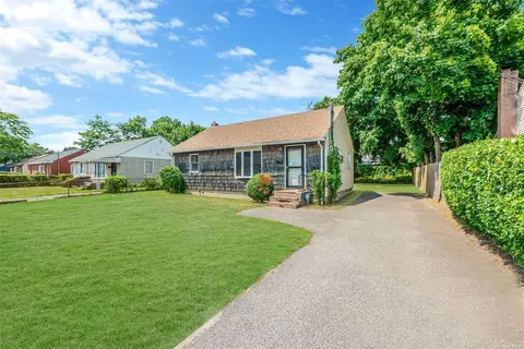 79 E Booker Ave, Wyandanch, NY 11798