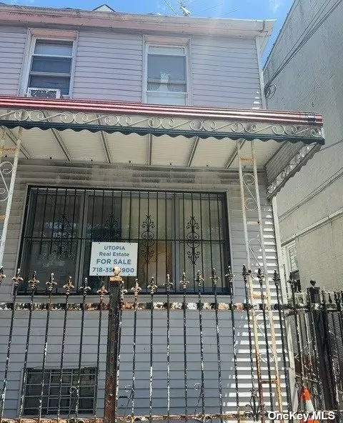 37-33 97th St, Corona, NY 11368