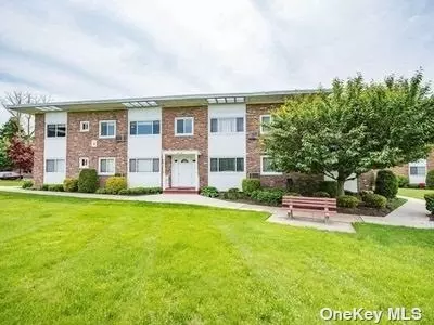 355 Route 111 Rte #32, Smithtown, NY 11787