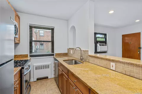 163-39 Willets Point Blvd #5-173, Whitestone, NY 11357