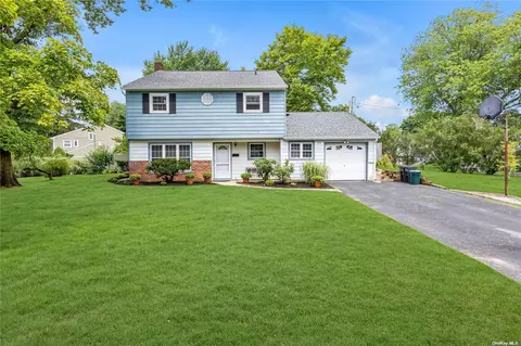 434 Atlantic St, East Northport, NY 11731