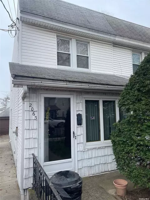 2063 E 73rd St, Brooklyn, NY 11234