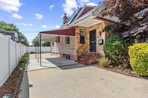 192-02 Nashville Blvd, Springfield Gardens, NY 11413