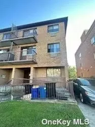 36-29 169th St, Flushing, NY 11358