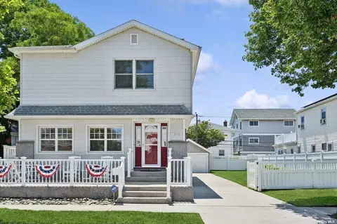 346 E Market St, Long Beach, NY 11561