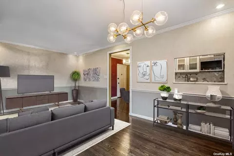 67-38 108 St #A28, Forest Hills, NY 11375