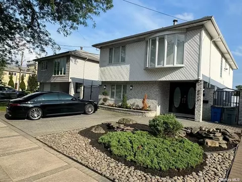 80-16 159th Ave, Howard Beach, NY 11414
