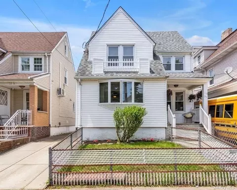 115-54 116th St, South Ozone Park, NY 11420