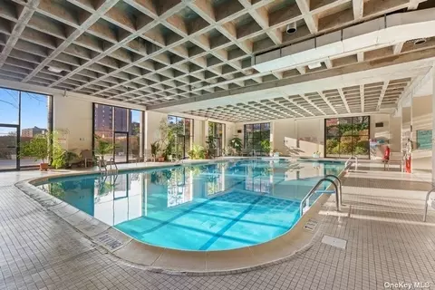 175-20 Wexford Ter #8M, Jamaica, NY 11432