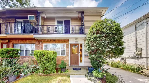 393 Beach 13th St, Far Rockaway, NY 11691