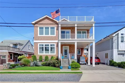 134 Lynbrook Ave, Point Lookout, NY 11569