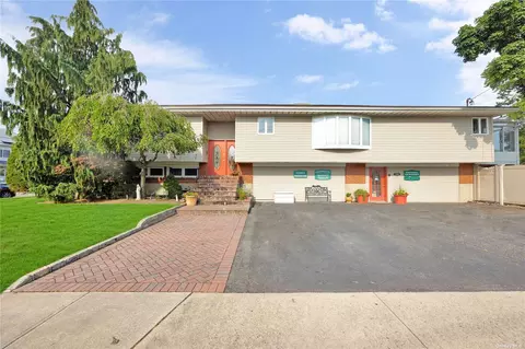 3209 Milburn Ave, Baldwin, NY 11510