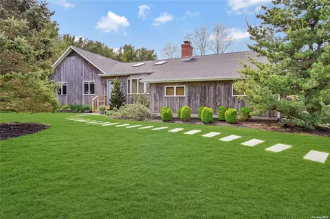 344 Terry Ct, Southold, NY 11971
