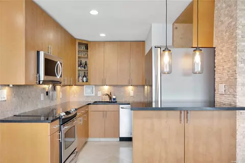 167-15 12th Ave #9C, Beechhurst, NY 11357