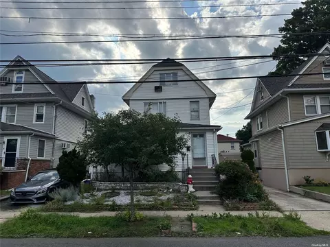 33-18 171st St, Flushing, NY 11358