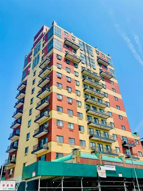 43-18 Main St #10F, Flushing, NY 11355
