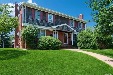 Undisclosed, Babylon, NY 11702