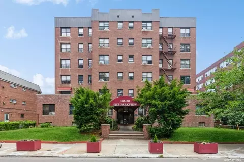 165-20 Highland Ave #603, Jamaica, NY 11432