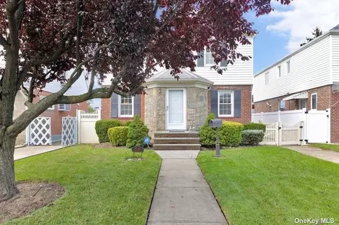 58-06 215 St, Bayside, NY 11364
