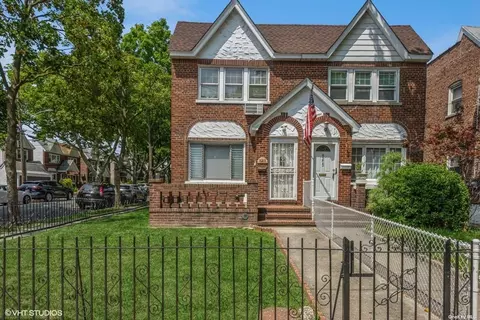 82-01 133rd Ave, Ozone Park, NY 11417
