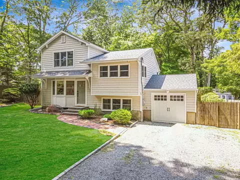 116 Quaker Path, Stony Brook, NY 11790