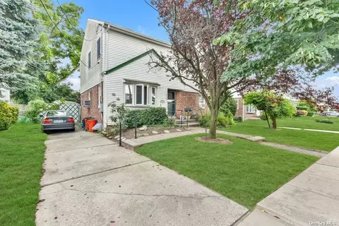 502 Argyle Rd, Mineola, NY 11501